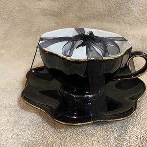 Elegance Halloween Crow Tea Cup with Saucer